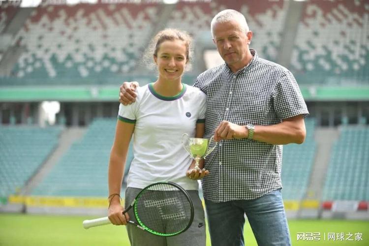 六家俱乐部 六家俱乐部